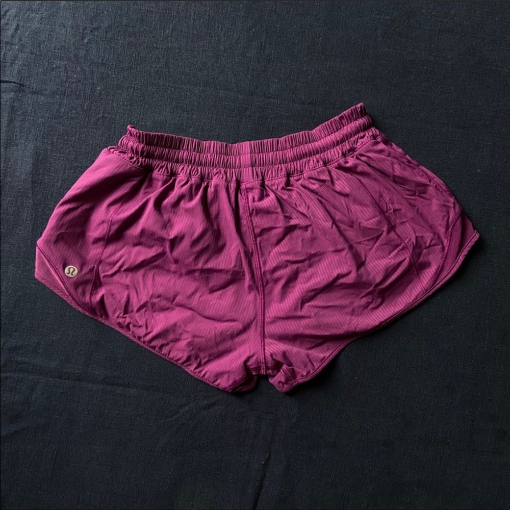 LULULEMON SHORTS SIZE 4